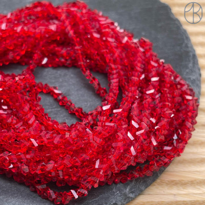 Чешское стекло №162 4,5 мм треугольник Чешское стекло №162 4,5 мм треугольник