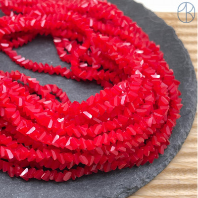 Чешское стекло №168 6 мм треугольник Чешское стекло №168 6 мм треугольник