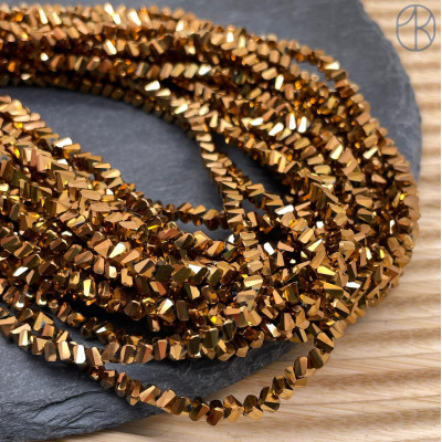 Чешское стекло №171 4,5 мм треугольник Чешское стекло №171 4,5 мм треугольник