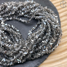 Чешское стекло №176 4,5 мм треугольник