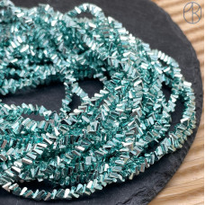 Чешское стекло №184 4,5 мм треугольник