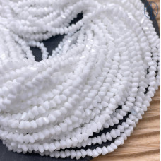 Чешское стекло №188 4,5 мм треугольник Чешское стекло №188 4,5 мм треугольник