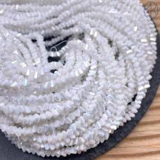 Чешское стекло №189 4,5 мм треугольник Чешское стекло №189 4,5 мм треугольник