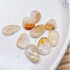 Цитрин капля фриформ ~ 20х12 мм Цитрин капля фриформ ~ 20х12 мм