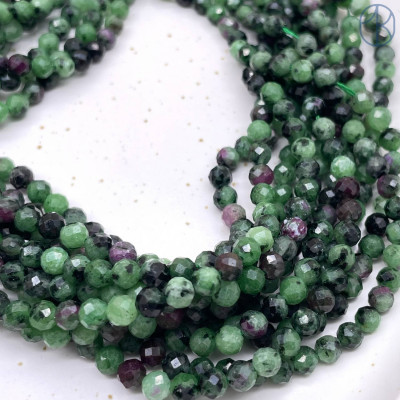 Цоизит 4 мм крупная огранка (64 грани)