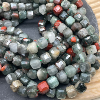 Гелиотроп куб огранка 9 мм