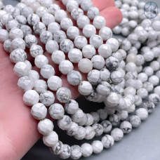 Говлит (магнезит) крупная огранка 8 мм (64 грани)