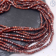 Гранат коричневый куб огранка 2 мм