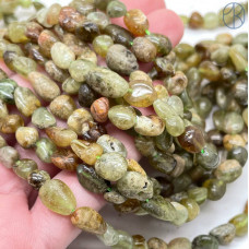 Гранат зеленый (гроссуляр) галтовка 8-11 мм