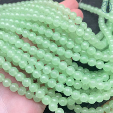 Халцедон светло-зеленый тонированный 6 мм Халцедон светло-зеленый тонированный 6 мм
