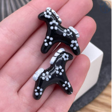 Керамика лошадка, цвет черный 24 мм Керамика лошадка, цвет черный 24 мм