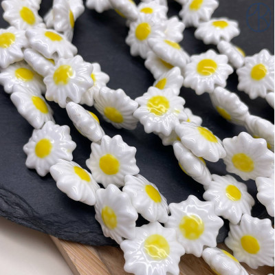 Керамика ромашка белая 17 мм