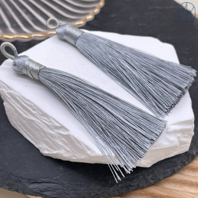 Кисть вискозный шелк серая 9 см