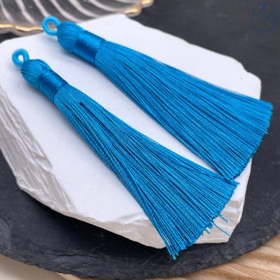 Кисть вискозный шелк темно-голубая 9 см