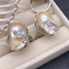 Кольцо Барокко жемчуг, цвет серебро