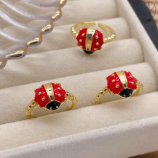 Кольцо Божья коровка цвет золото 