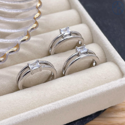 Кольцо циркон, цвет серебро 