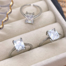 Кольцо циркон цвет серебро 