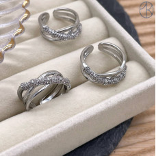 Кольцо цирконы, цвет серебро 