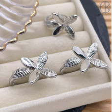 Кольцо цветок цвет серебро 