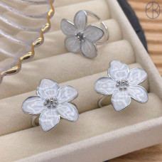 Кольцо цветок цвет серебро 