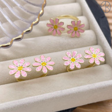 Кольцо цветок розовая эмаль цвет золото 