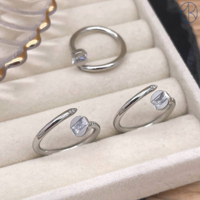 Кольцо гвоздь цирконы цвет серебро 