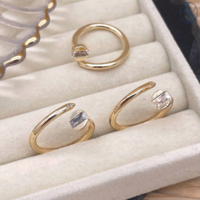 Кольцо гвоздь цирконы цвет золото 