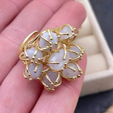 Кольцо лунный камень, цвет золото