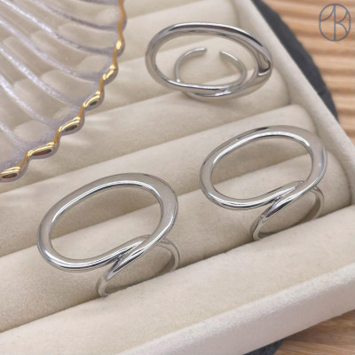 Кольцо овал цвет серебро 