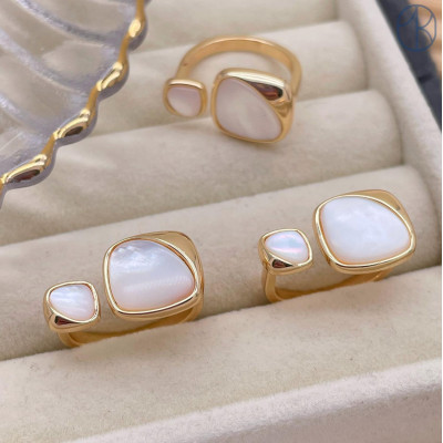 Кольцо перламутр цвет золото 