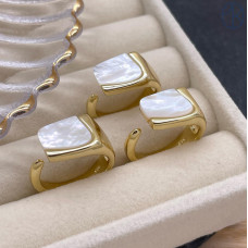 Кольцо перламутр, цвет золото 