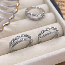 Кольцо плетеное цирконы цвет серебро 