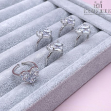 Кольцо сердце цирконы, цвет серебро 20 мм