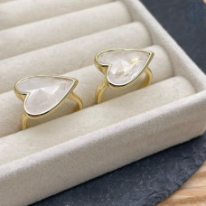 Кольцо сердце горный хрусталь цвет золото