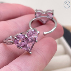 Кольцо сердце розовые цирконы, цвет серебро 