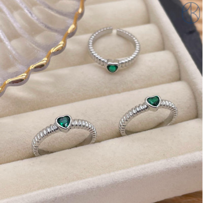 Кольцо сердце зеленый циркон цвет серебро 