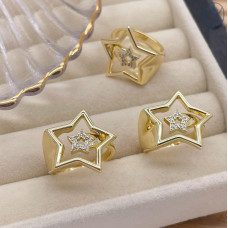 Кольцо звезда цвет золото 