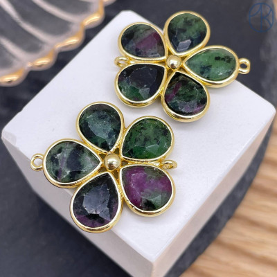 Коннектор цветок огранка цоизит, цвет золото ~ 26 мм