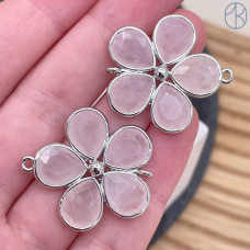 Коннектор цветок огранка розовый кварц, цвет серебро ~ 26 мм