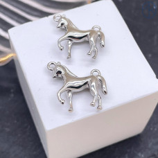 Коннектор лошадь, цвет серебро 19х18 мм