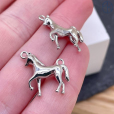 Коннектор лошадь, цвет серебро 19х18 мм