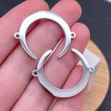 Коннектор полумесяц сталь 30 мм, цвет серебро