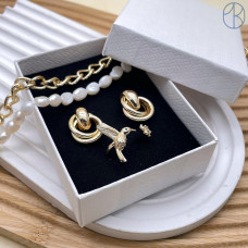 Коробка Белая черная подложка 9*7*3см