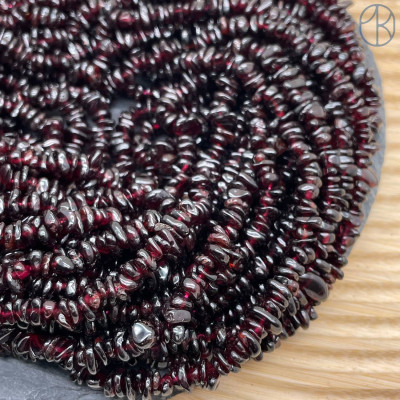 Крошка Гранат ширина бусин ~ 5-8 мм