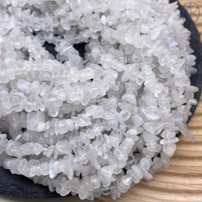 Крошка Лунный камень №2 ширина бусин ~ 9-11 мм