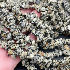 Крошка Яшма далматиновая ширина бусин ~ 5-9 мм Крошка Яшма далматиновая ширина бусин ~ 5-9 мм