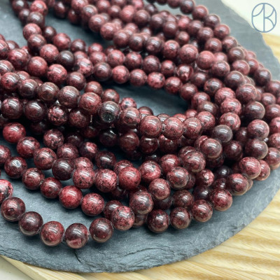 Кварц рубиновый тонированный 8 мм