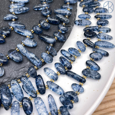 Кварц синий тонированный с эффектом Кракле сколы ~ 12-16 мм