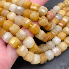 Кварц темно-желтый тонированный куб 8 мм